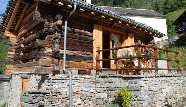 Stunning private villa for 4 guests with WIFI, TV, patio and panoramic view