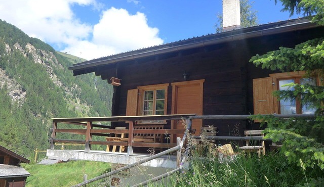 Stunning private villa for 10 people with WIFI, TV, patio, pets allowed and panoramic view