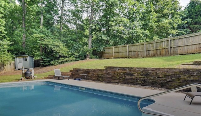 Stunning Private Villa- Family Pet-Friendly with Pool.