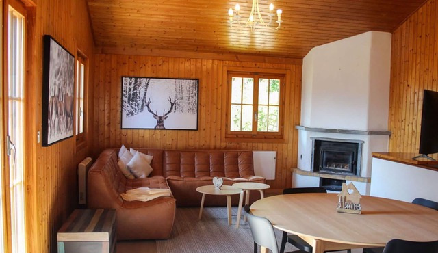 Stunning private villa for 8 people with TV, terrace, panoramic view and parking