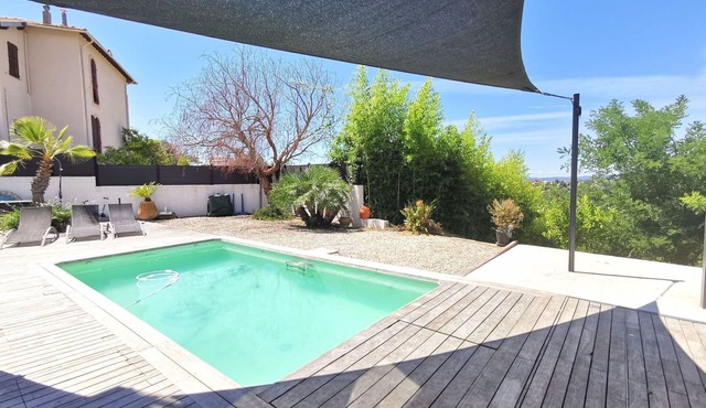 Stunning private villa for 8 people with A/C, private pool, WIFI, TV and terrace