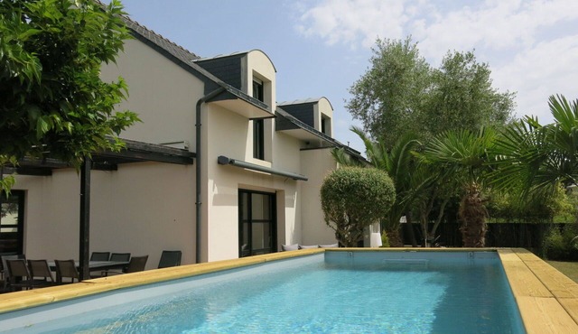 Stunning private villa for 8 guests with WIFI, private pool, TV and terrace