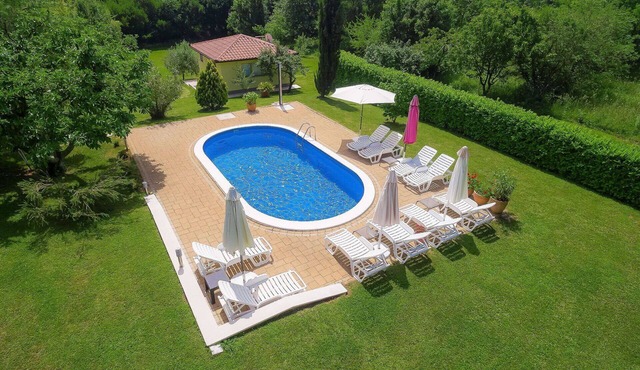 Stunning private villa for 2 guests with WIFI, A/C, pool, TV and terrace