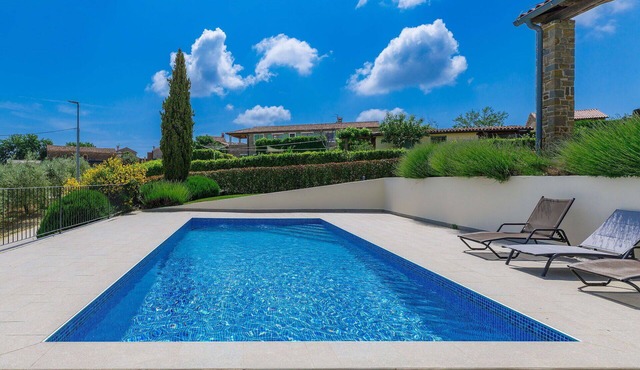 Stunning private villa for 8 people with WIFI, private pool, A/C, TV, terrace and panoramic view