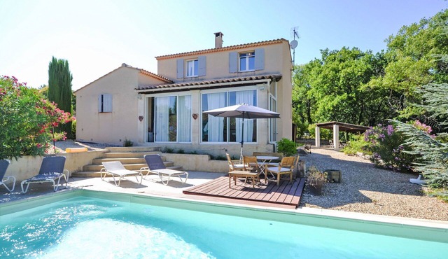 Stunning private villa for 6 guests with private pool, A/C, TV and terrace