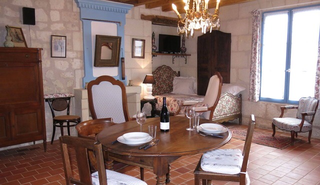 Stunning private villa for 2 people with WIFI, TV, terrace and pets allowed