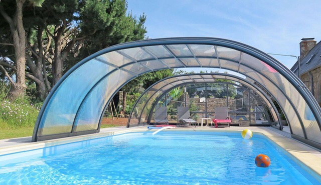 Stunning private villa for 5 guests with WIFI, pool, TV and terrace