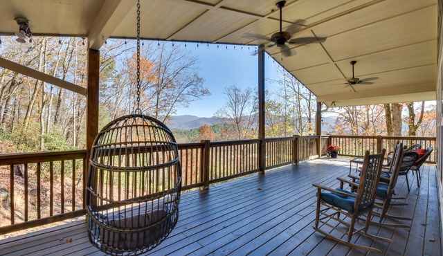 Stunning Rabun Gap Home w/Deck & Mountain Views!