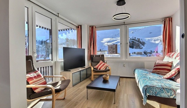 Stunning renovated apartment, balcony, Wi-Fi, La Plagne