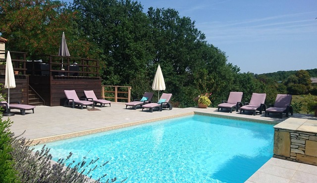 Stunning restored farmhouse, heated pool, private walled garden,edge of village