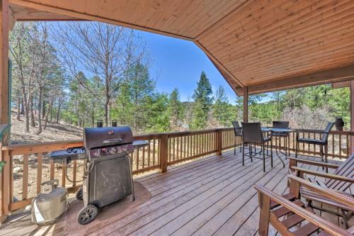 Stunning Ruidoso Cabin w/Private Hot Tub!