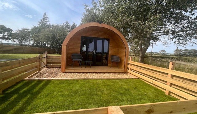 Stunning Rural Cabin-Scotland-Dumfries and Galloway-Cluaran Cabins-Solway Breeze