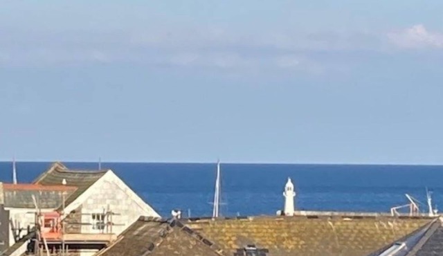 Stunning Sea/Harbour Views in a Beautiful Stone Built Cottage - Village Location