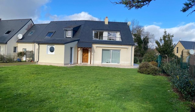 Stunning Seaside Home Just 100m from the Beach – Penvins