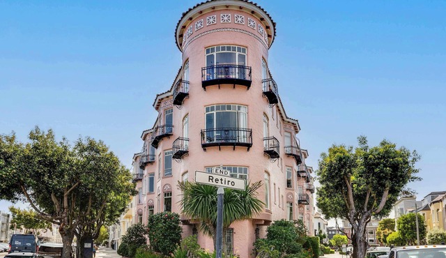 Stunning SF Top Floor Condo with Bay Views