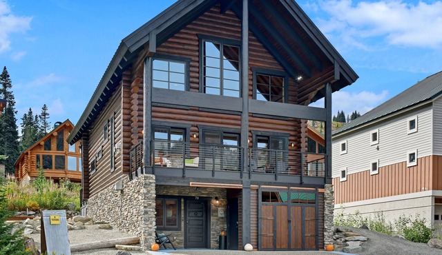 Stunning Snoqualmie West Cabin