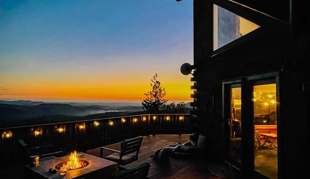 Stunning Sonora Cabin w/Fire Pit + Valley Views!