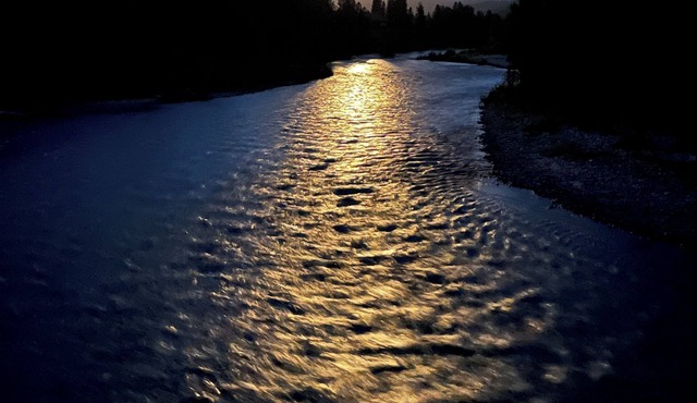 Stunning South Fork Cabin with view to remember!