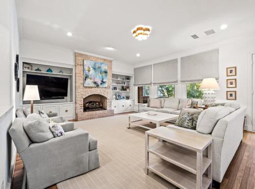 Stunning Spacious Family Home in University Park