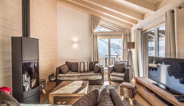 Stunning spacious T5 apartment with parking in Courchevel Moriond
