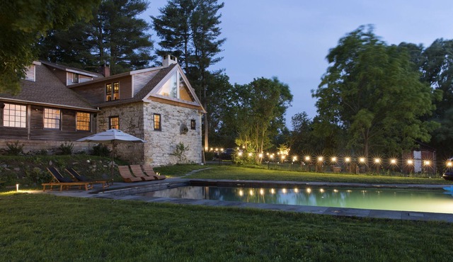 Stunning Stone House with seasonable Saltwater Pool+Barrel Sauna