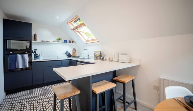 Stunning studio with countryside views and parking