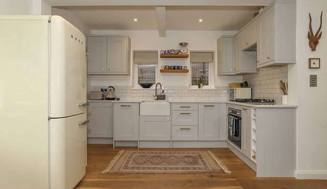 Stunning, stylish flat near Richmond Bridge | Pass the Keys