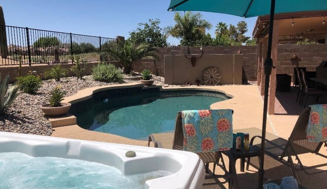 Stunning sunset and Golf course views from the pool deck!