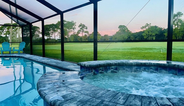Stunning Sunsets-Heated Pool and Spa-Golf Course Views