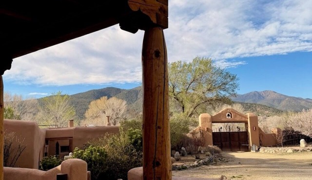Stunning Taos Adobe Estate on 5 Acres: Mountain Views, Fire Pit and Art.