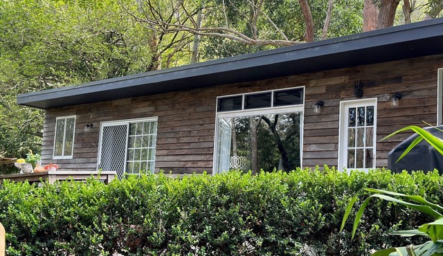 Stunning Tiny House- 5 minutes to Avoca Beach & Amenities