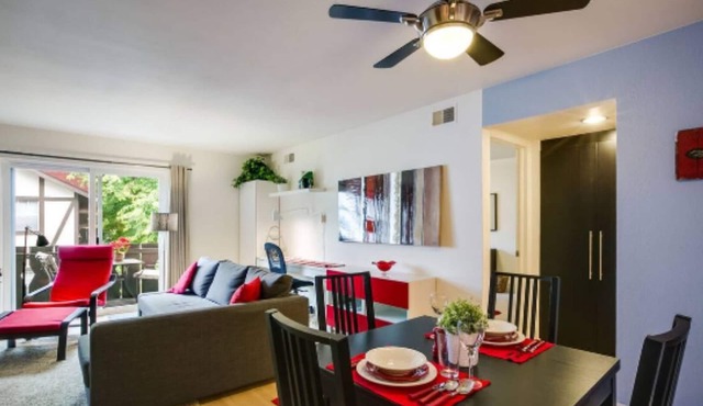STUNNING, Top-Shelf Suite Retreat!
