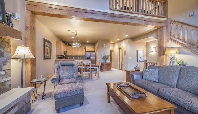 Stunning townhome. Few minutes from Winter Park Ski Resort and Town of WP