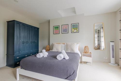 Stunning Townhouse & Basement in Leamington Spa