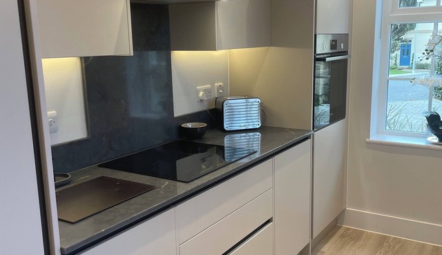 Stunning townhouse, private secure parking, centrally located.