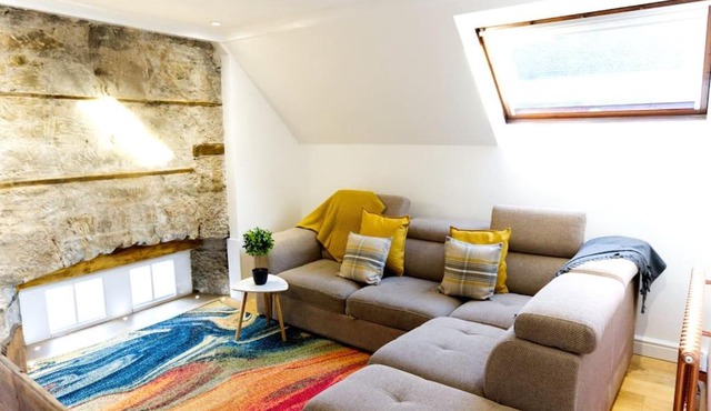 Stunning & unique apt in Culross