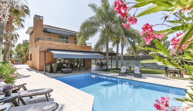 Stunning Villa for family vacations