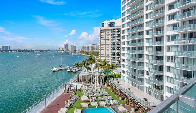 Stunning View in South Beach 2 Bedroom 2 Bath with Balcony