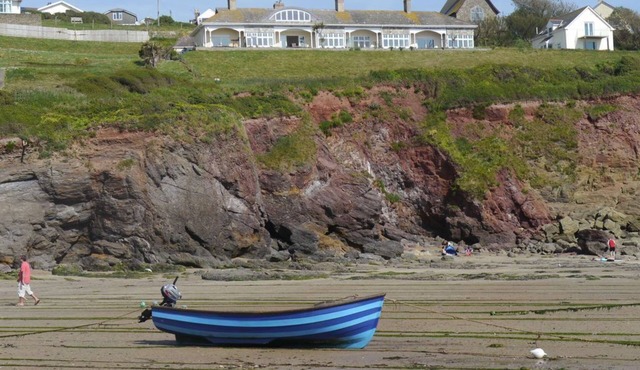 Stunning views from one of the best located cottages in Devon