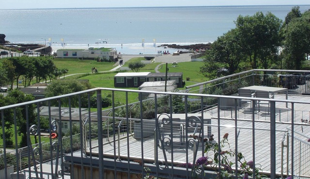 Stunning Views from this lovely holiday home