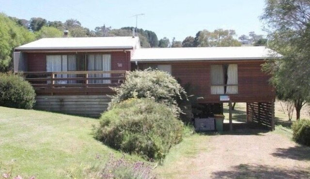 Stunning views of Lake Eildon