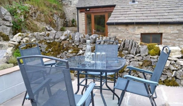 Stunning Views of Yorkshire Dales 3 Peaks, 10miles from Settle | Holiday Cottage