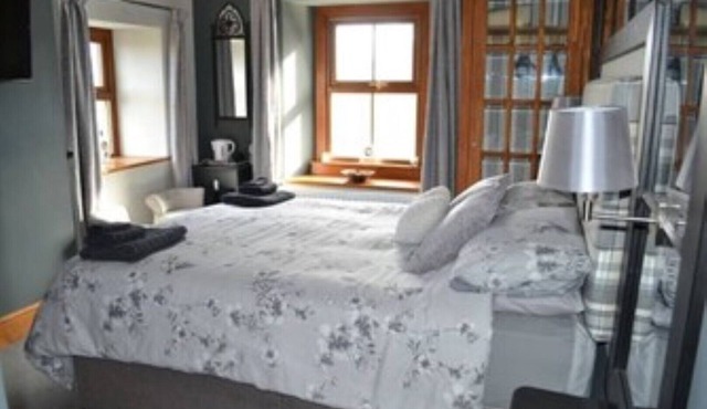 Stunning views of Yorkshire Dales 3 Peaks, 10 miles from Settle | B & B Room 2