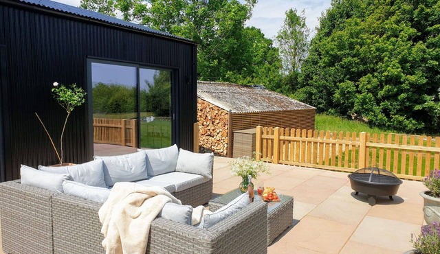 Stunning villa for 4 guests with WIFI, TV and terrace