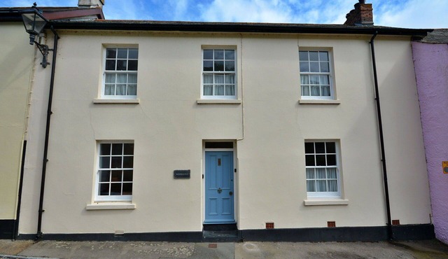 Stunning villa for 8 people with WIFI, terrace and pets allowed