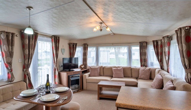 Stunning villa for 6 people with pool, WIFI, terrace and pets allowed