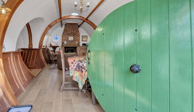 Stunning villa for 4 guests with WIFI and pets allowed