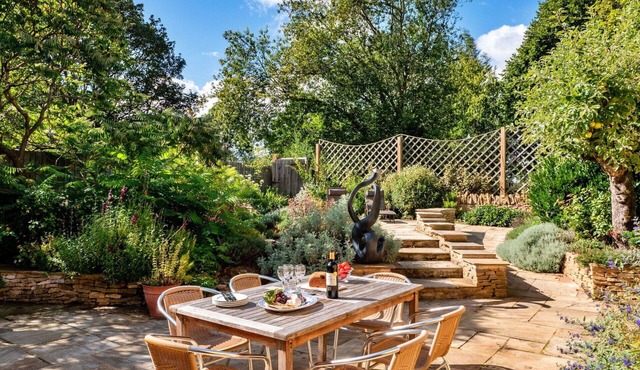 Stunning villa for 6 people with pool, WIFI and pets allowed