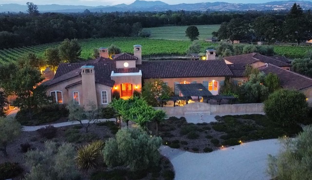 Stunning Villa in the Heart of Sonoma County