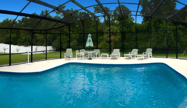 STUNNING VILLA, LARGE PRIVATE POOL & CONSERVATION VIEWS - 4 Miles from Disney!